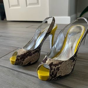 Jessica Simpson heels rattlesnake pattern